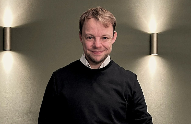 Christian Hencke leitet als VP People & Transformation die HR-Abteilung bei Pinktum.