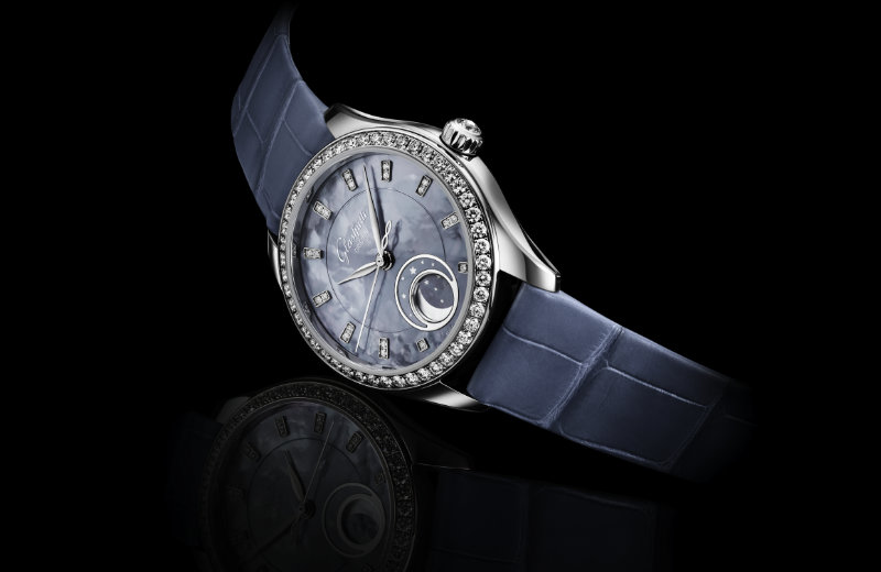 Glahütte-Original_Serenade-Blue_03_C_Glashütte-Original_2026