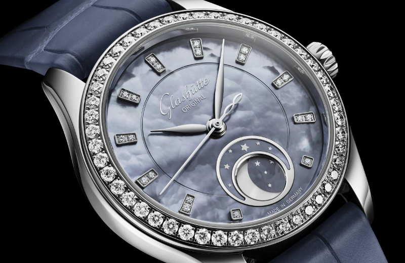 Glahütte-Original_Serenade-Blue_04_C_Glashütte-Original_2026