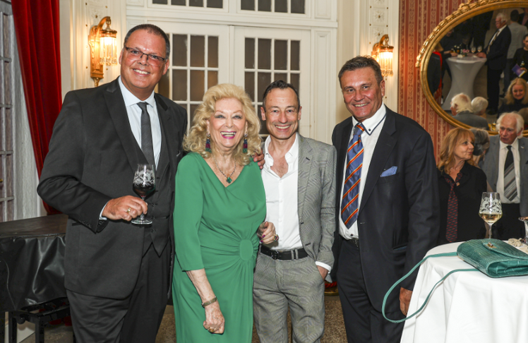 V.l.n.r.: Kai Uwe Garrels, Birgit Sarata, Christian Struppek und Michael Lakner 