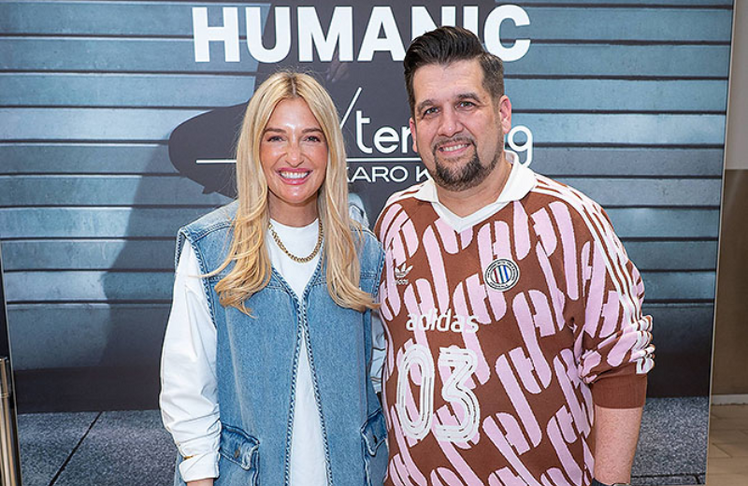 Karo Kauer und Nino Scherz (Produktmanager bei Humanic)