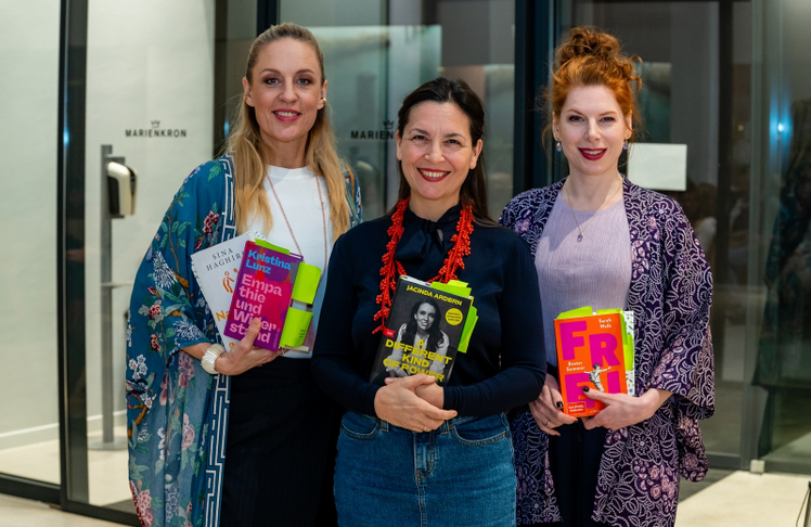 V.l.n.r.: Schauspielerin Lilian Klebow, Marienkron-Geschäftsführerin Elke Müller und Moderatorin Teresa Vogl.