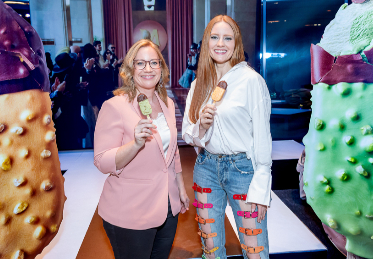 Promis verkosteten Eis-Neuheiten von Eskimo bei exklusivem Tasting