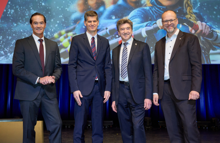 V.l.n.r.: Werner Paar (Co-Geschäftsführer Quality Austria), Bernhard Neuhold (Geschäftsführer, ÖFB Wirtschaftsbetriebe GmbH), Christoph Mondl (Co-Geschäftsführer Quality Austria) und Thomas Waldner (Product Management Quality, Quality Austria) © Anna Rauchenberger