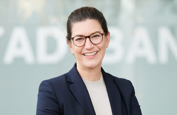 Christiane Flehberger übernimmt mit 1. Juli 2026 die Position der Vorstandsdirektorin für Privatkunden und KMU bei der Raiffeisenlandesbank Niederösterreich-Wien.