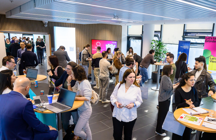 Die Gründer:innen nutzten auch die Infostände im Haus der Wiener Wirtschaft © Marko Kovic