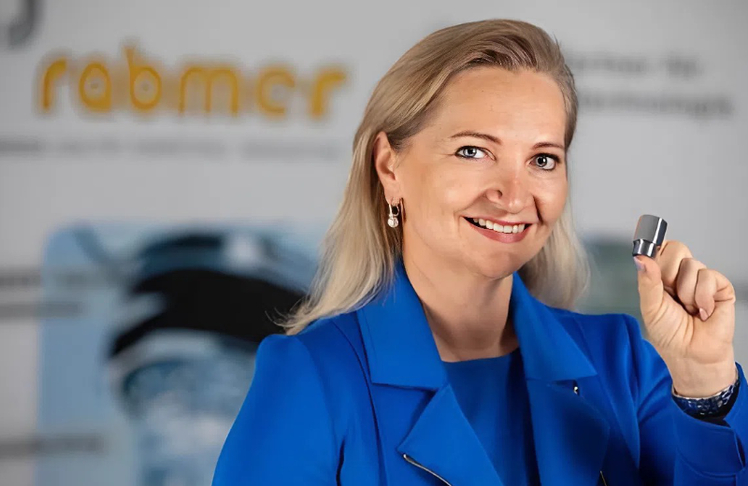 Ulrike Rabmer-Koller, Geschäftsführerin der oberösterreichischen Rabmer Gruppe, mit Ecowaterjet