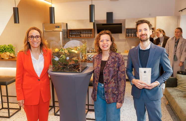 V.l.n.r.: Marianne Neumüller-Klapper, Operations & Sustainability Director bei Nespresso, Agrarwissenschaftlerin und -pädagogin Sophie Buchmayer und Coffee Ambassador Michael Ilsanker