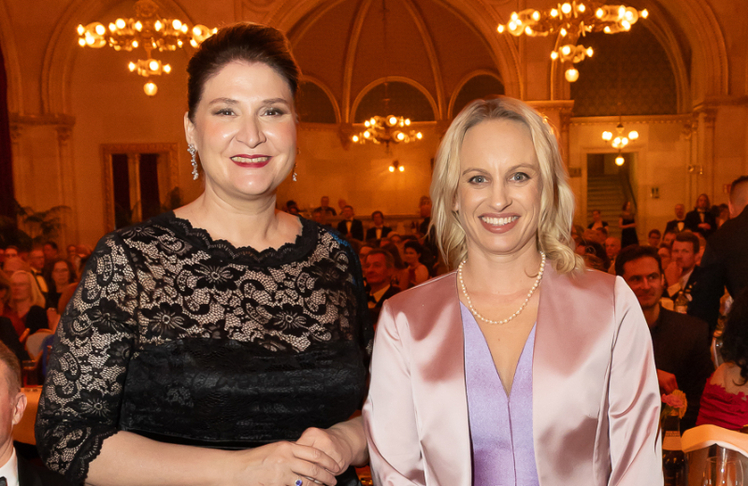 Barbara Novak (links) und Michaela Schmidt © LEADERSNET/C. Mikes 