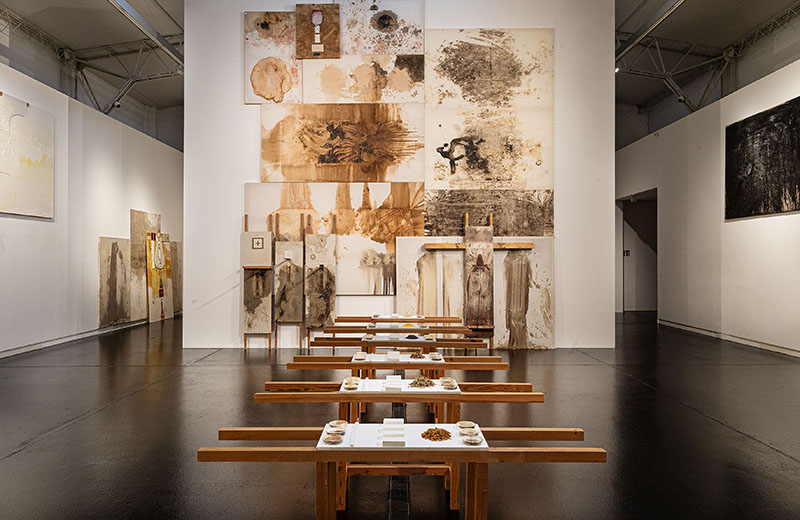 Hermann Nitsch. von sonnenaufgang an