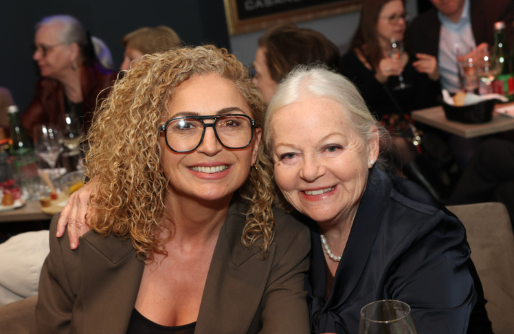 Eser Akbaba (l.) und Brigitte Kren. © Katharina Schiffl