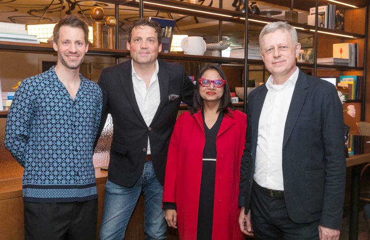 V.l.n.r.: Florian Metzler alias Flowsofly (Künstler), Dirk Jan Doek (General Manager, Miiro SpittelBerg), Neena Gupta (CEO, Miiro) und Gabriel Kacerovsky (Architekt, Archisphere).