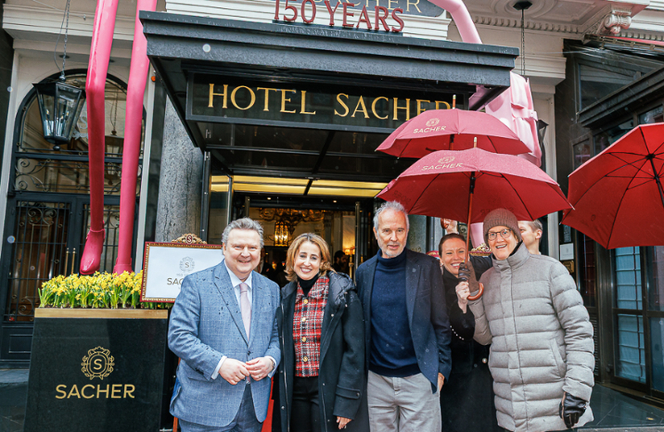 V.l.n.r.: Michael Ludwig, Alexandra Winkler, Erwin Wurm, Eva Gürtler und Georg Gürtler © LEADERSNET/A. Felten