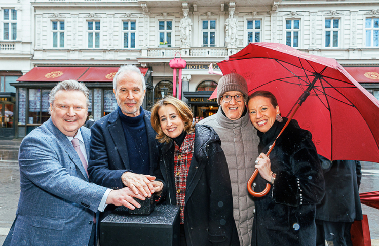 V.l.n.r.: Michael Ludwig, Erwin Wurm, Alexandra Winkler, Georg Gürtler und Eva Gürtler © LEADERSNET/A. Felten