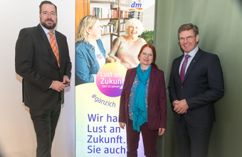 Zum 50. Geburtstag will dm "Lust an Zukunft" wecken