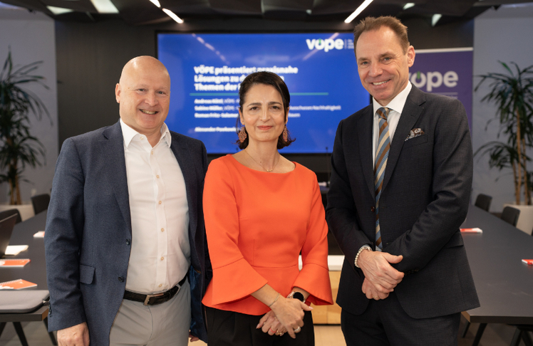 V.l.n.r.: Roman Fritz-Salamon, Sabine Müller und Andreas Köttl © Alba Communications
