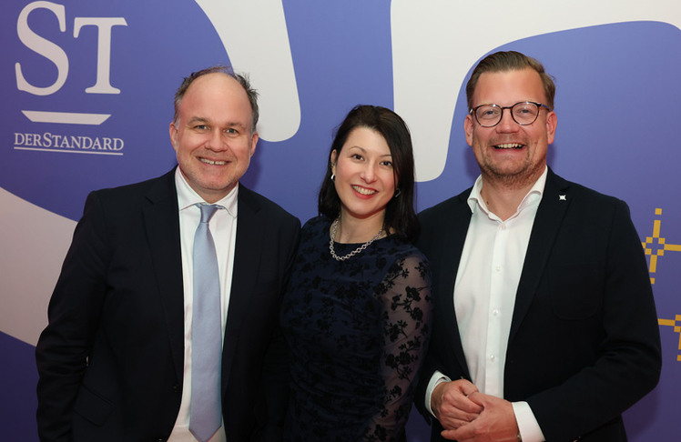 V.l.n.r.: Gerold Riedmann (Standard), Michaela Reisinger (VÖZ) und Jürgen Hofer (Horizont)
