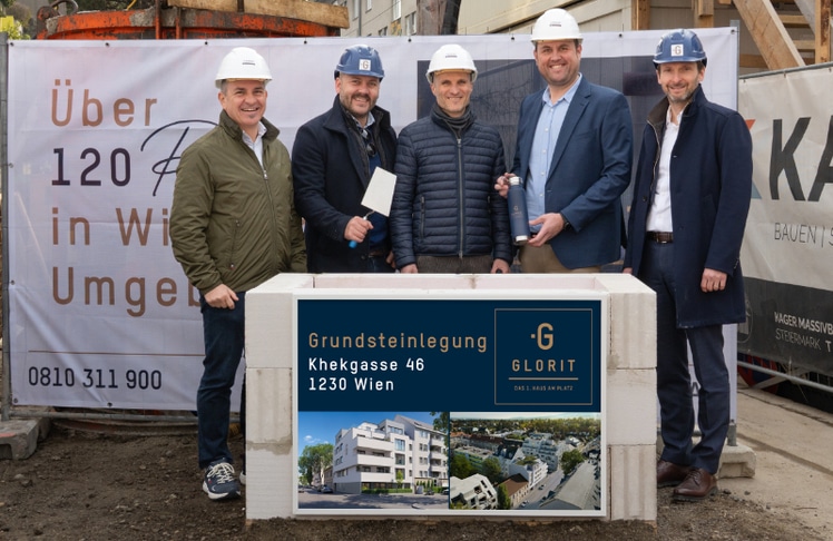 V.l.n.r.: Josef Kölich (Kager Massivbau), Lukas Sattlegger (Glorit), Stefan Steinbacher (Architektur Steinbacher Thierrichter ZT), Andreas Glatz (Kager Massivbau), Patrick Kloihofer (Glorit) © Glorit