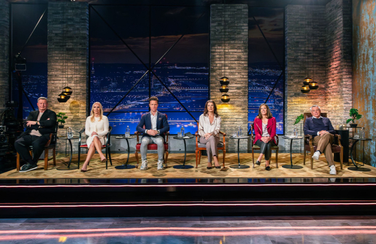 Ab Dienstag, den 10. März, wird Manuela Lindlbauer regelmäßig mit Wirtschaftsgröße Alexander Schütz den Platz tauschen.