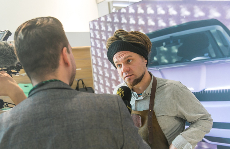 Markenbotschafter und TV-Spitzenkoch Christoph "Krauli" Held sorgte nach der Pressekonferenz für das leibliche Wohl der Gäste. © LEADERSNET/D. Mikkelsen