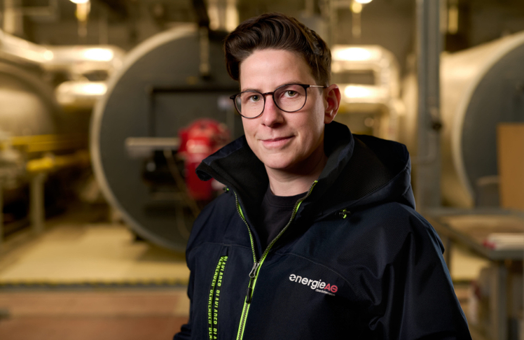 Sarah Pargfrieder ist Servicetechnikerin im Bereich der Wärmeversorgung © Energie AG/Mathias Lauringer