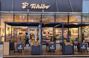 Tchibo investiert weiter ins Filialnetz und modernisiert 120 Auftritte im Handel