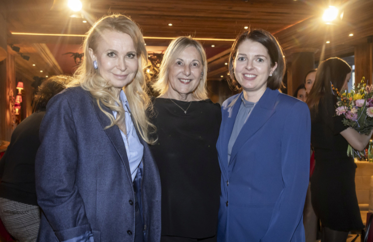 V.l.n.r.: Unternehmerin Antonella Mei-Pochtler, Unternehmerin Carla Rumler und Ärztin Katharina Sepp.