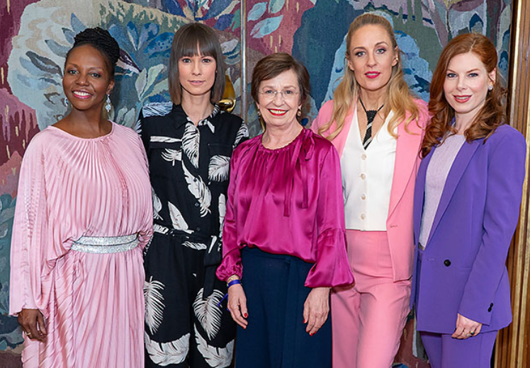 Tausende Frauen sangen für mehr Solidarität und Gleichberechtigung