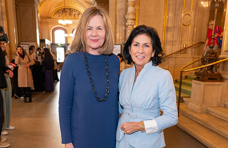 V.l.n.r.: Bettina Leidl und Danielle Spera 