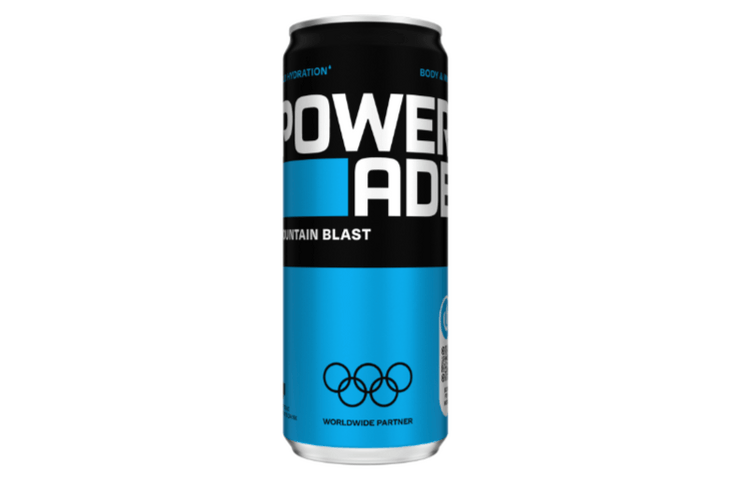Zudem präsentiert der Hersteller Powerade Mountainblast in der neuen 0,33-L-Dose © Coca-Cola | POWERADE