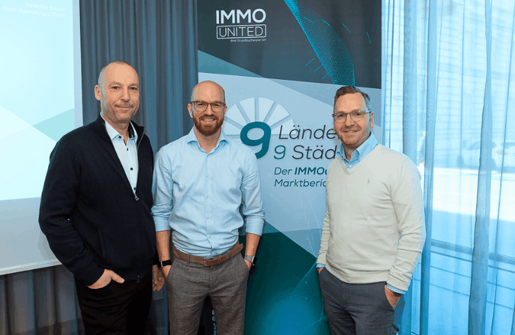 V.l.n.r.: Roland Schatz (Head of Sales Residental, gewR. GF Engel & Völkers Wien), David Beran (Markenbotschafter IMMOunited) und Roland Schmid (CEO IMMOunited)