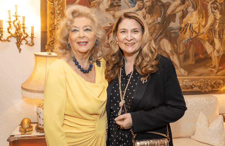 V.l.n.r.: Die Grande Dame der Wiener Gesellschaft Birgit Sarata und Wiens Vizebürgermeisterin Barbara Novak