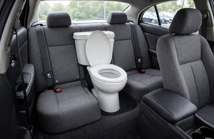 Ob eine Toilette im Auto tatsächlich praktisch ist, sei dahingestellt. (Symbolbild)