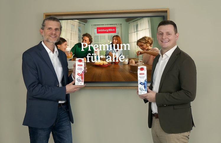 Florian Schwap, Head of Marketing, Sustainability & Innovation (l.), und Sebastian Mösl, Geschäftsführer der SalzburgMilch. © SalzburgMilch/König