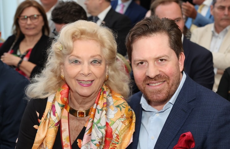 Unter den vielen prominenten Gästen waren auch Birgit Sarata und Daniel Serafin.