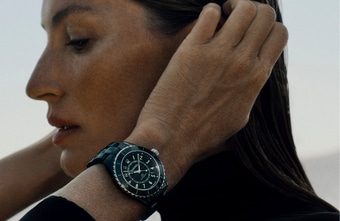 Chanel präsentiert die Luxus-Sportuhr J12 – Sanfter als Seide, stärker als Stahl