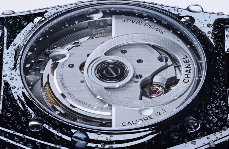 Chanel J12 © Chanel