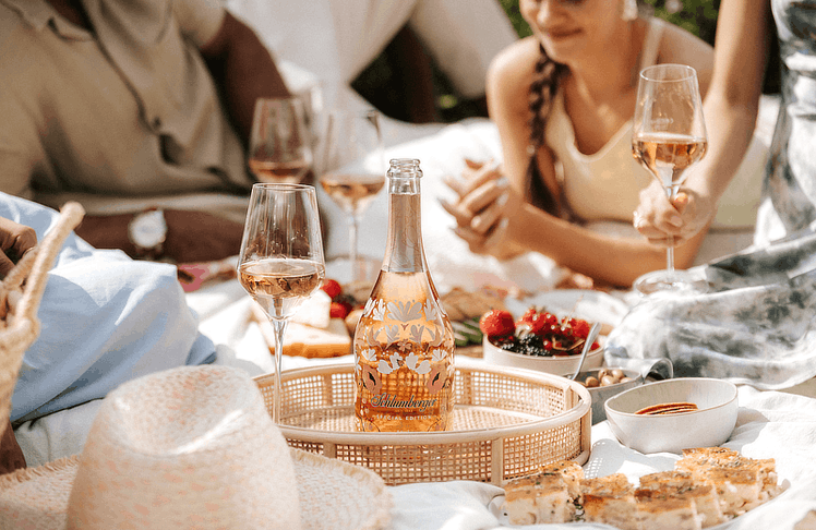 Von 20. April bis 21. Juni heißt es in über 80 ausgewählten Gastronomiebetrieben in ganz Österreich wieder: Eins bestellen, zwei genießen. 