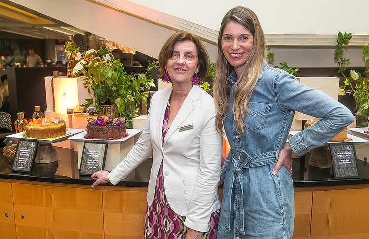Angelika Mayer-Horngacher, Market Director of Sales & Marketing im Vienna Marriott Hotel (l.), und Alexandra Seyer-Gmeinbauer, Alba Communications.
