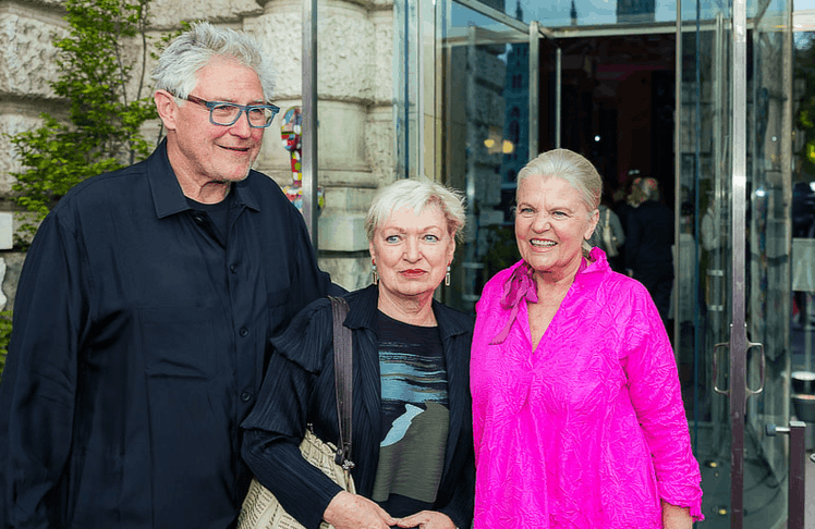 V.l.n.r.: Spitzenkochen Christian Domschitz, die interimistische Intendantin der Salzburger Festspiele Karin Bergmann und Gastgeberin Veronika Doppler