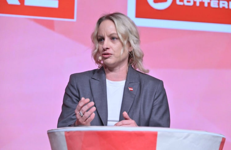 Michaela Schmidt, Sport-Staatssekretärin im Bundesministerium für Wohnen, Kunst, Kultur, Medien und Sport © Gabriele Griessenböck