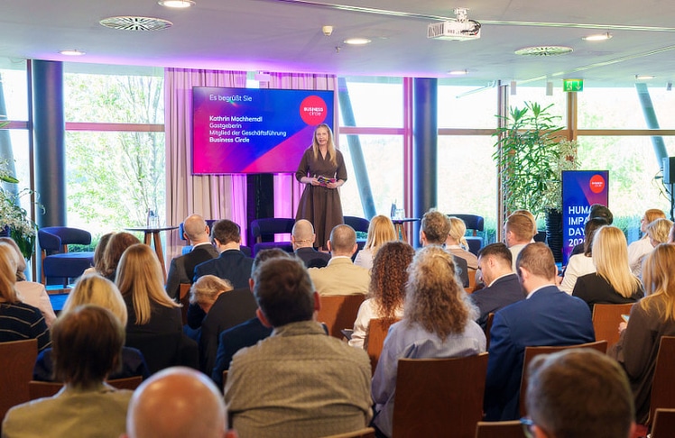 Mehr als 160 Entscheider:innen, HR-Verantwortliche, Führungskräfte und Organisationsgestalter:innen waren mit dabei.