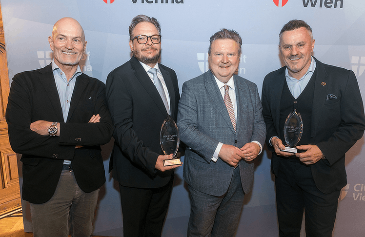 V.l.n.r.: Christian P. Lerner (Initiator Tourismusstars), Dominic Schmid (Obmann der Sparte Tourismus und Freizeitwirtschaft in der Wirtschaftskammer Wien), Bürgermeister Michael Ludwig und Klaus Panholzer (GF Schönbrunn Group)