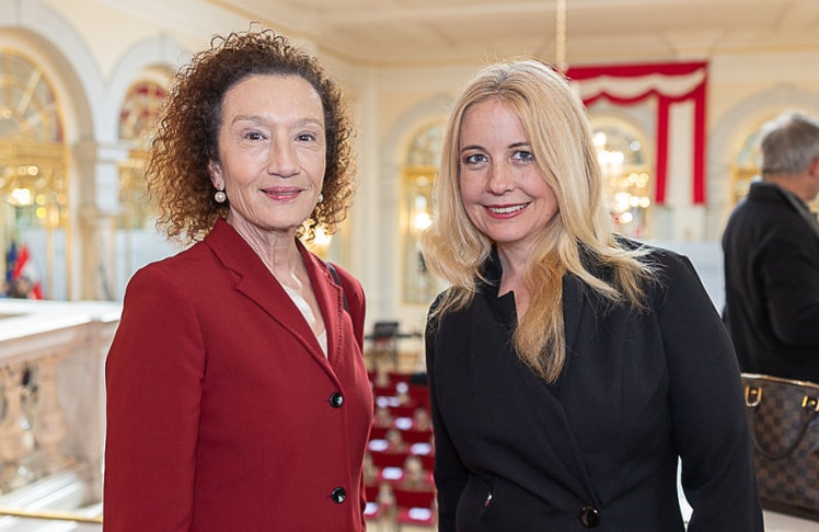 Schauspielerin Konstanze Breitebner (l.) und Opernsängerin Iva Schell. © LEADERSNET / R. Brunhölzl