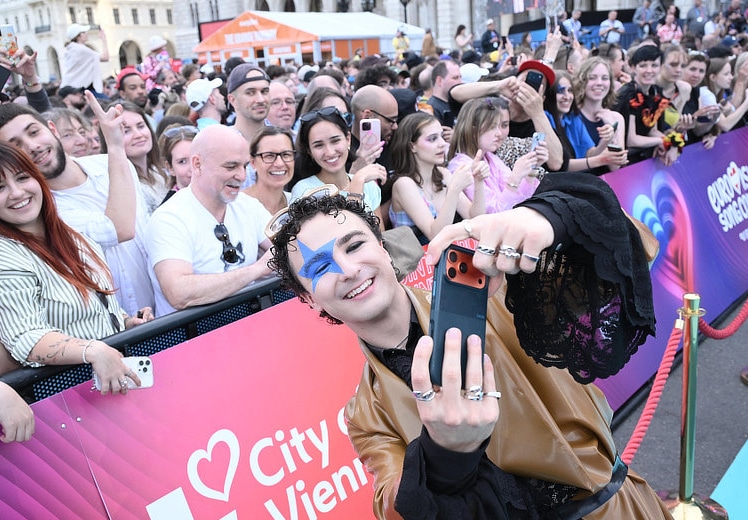 Wien startete mit Glamour und Gänsehaut-Momenten in die ESC-Woche