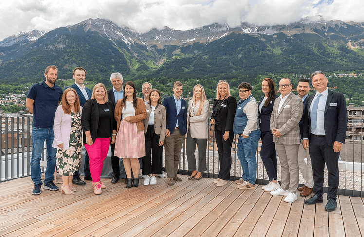 RTK-Station im neuen Radisson Red Innsbruck: Top-MICE-Partner und Veranstaltungsplaner:innen im direkten Austausch.