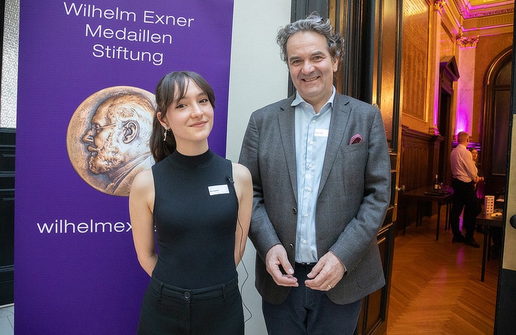 Mira Ivanova und Stefan Radel von der Wilhelm Exner Medaillen Stiftung. © LEADERSNET / C. M. Stowasser
