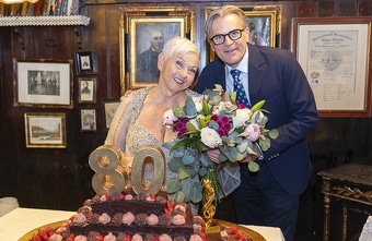 Jazz Gitti ließ es zum 80er im Marchfelderhof krachen