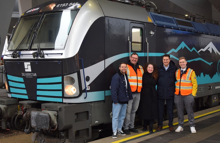 Patrick Kröll (2.v.r), Mike Wachter (1.v.l.) und Viktoria Kosco-Duplinska (3.v.l.) © Silverstar Railways