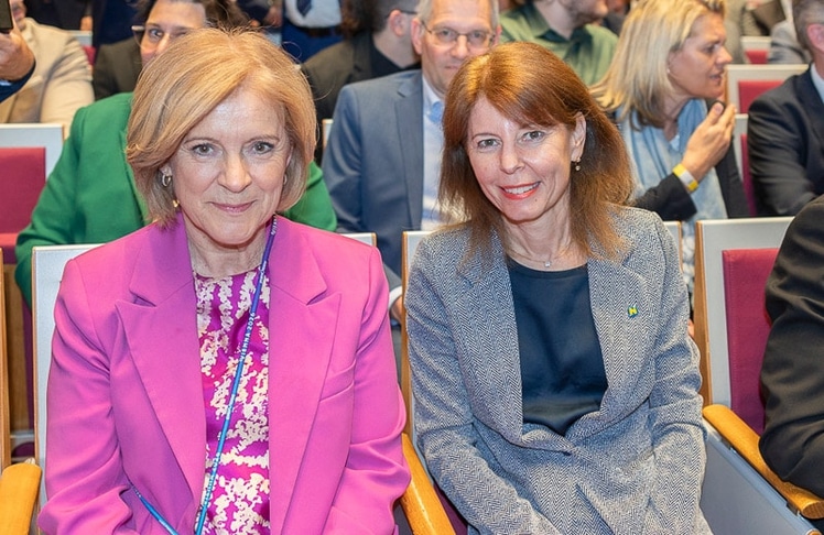 ORF-Chefin Ingrid Thurnher und Verena Sonnleitner (Landesamtsdirektor-Stellvertreterin NÖ)